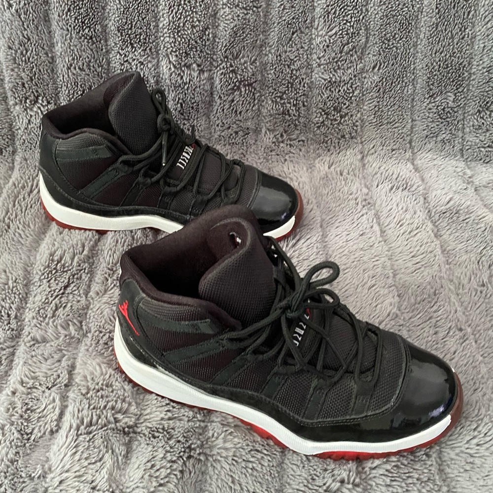 Air Jordan 11 Retro Breds